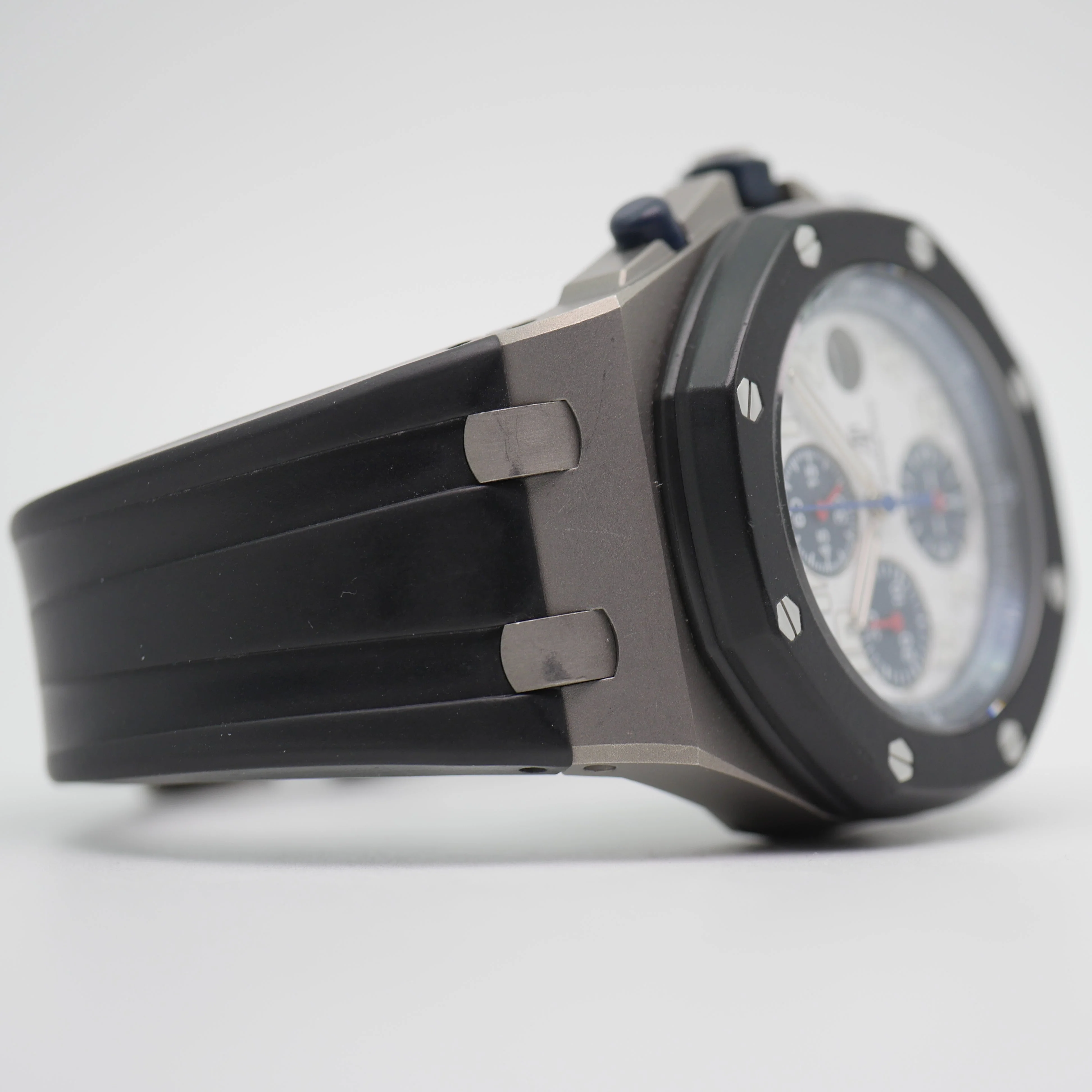 Audemars Piguet Royal Oak Offshore "National Classic" Titan 26279IK.GG.D002CA.01 - 2007 - Image 4
