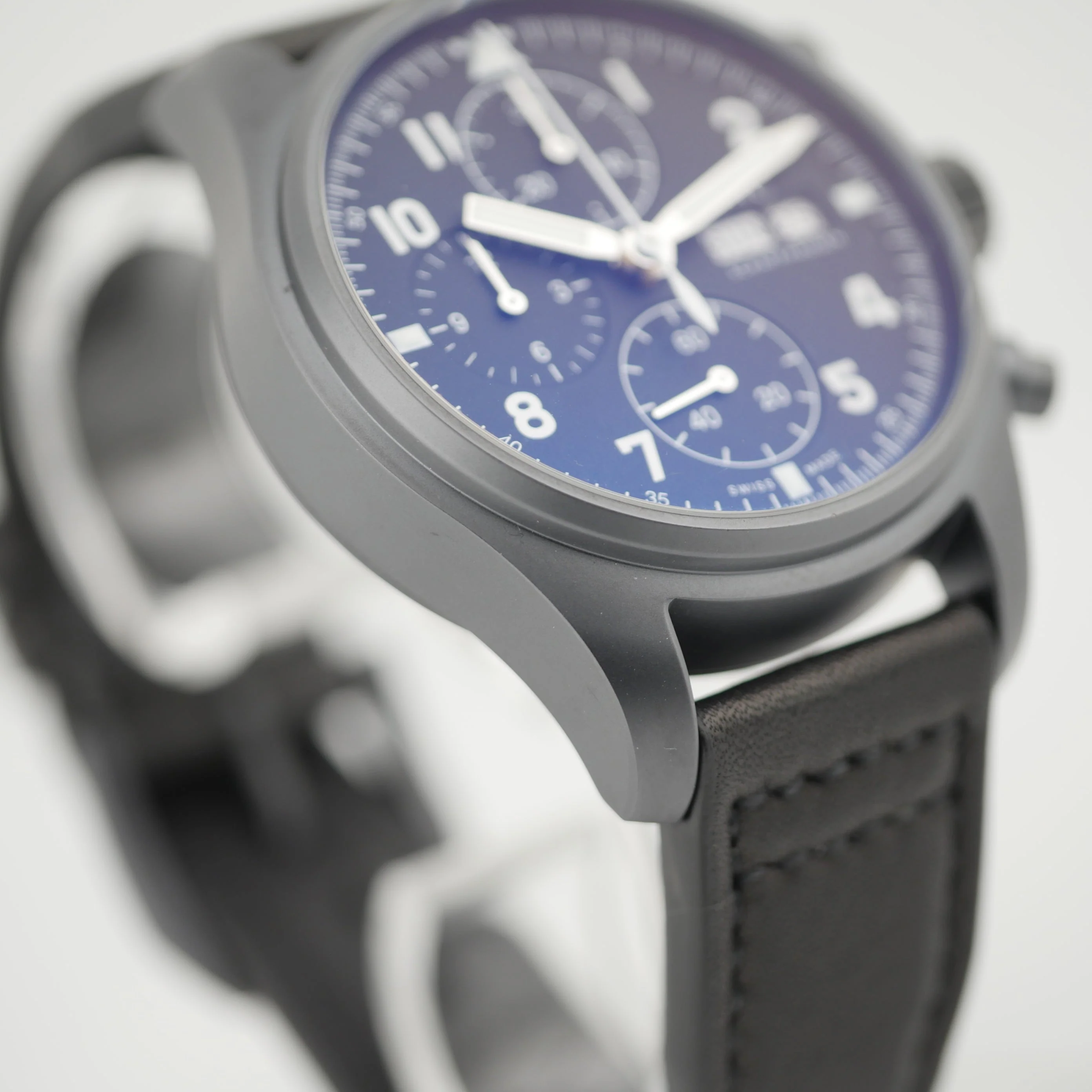 IWC Fliegeruhr Chronograph Keramik IW387905 "Tribute to 3705" - 2021 - Image 3