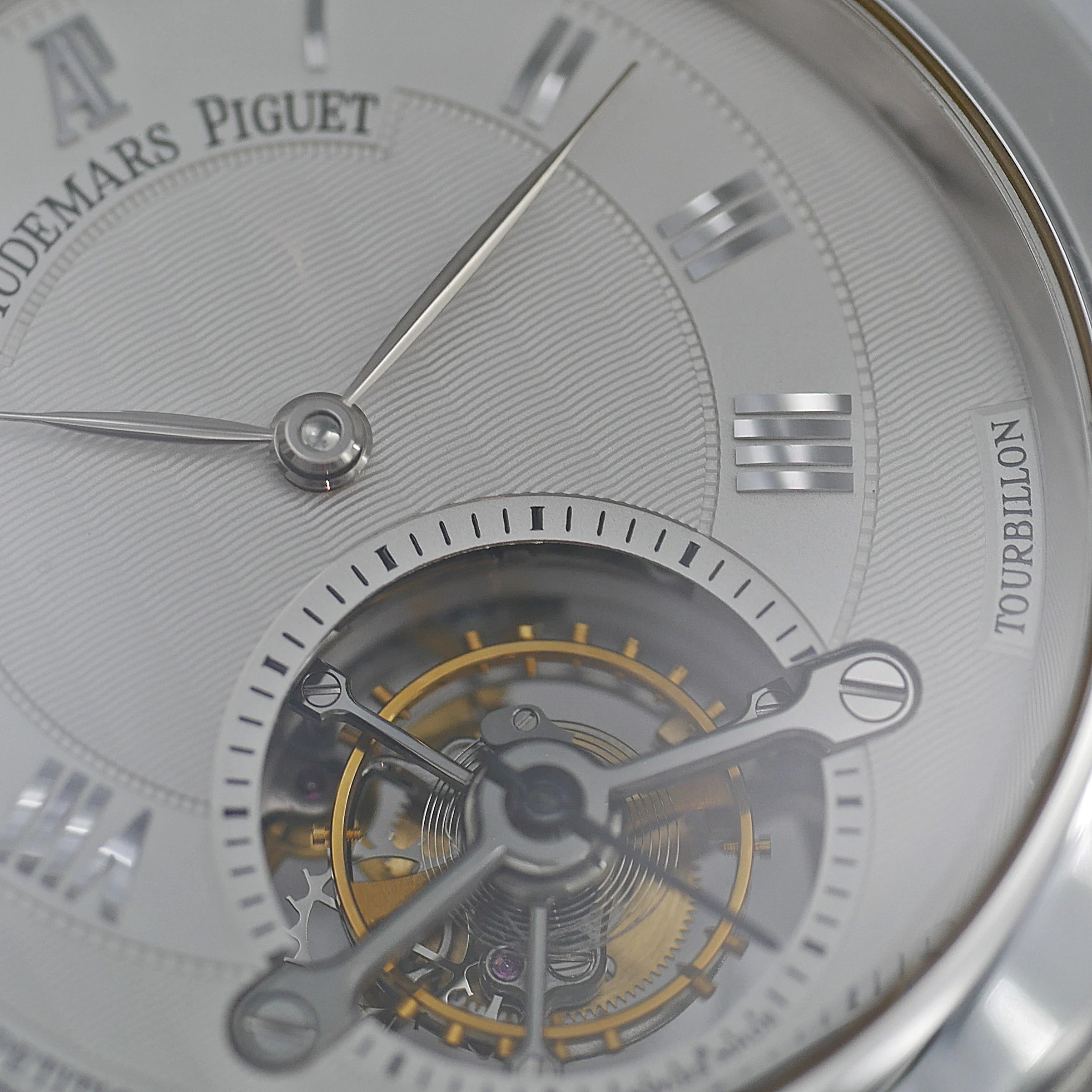 Audemars Piguet Jules Audemars Minute Repeater Tourbillon Weißgold 2004 - 25858BC.OO.D002CR.02 - Image 9